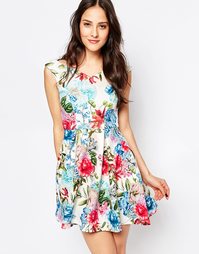 Короткое приталенное платье с открытыми плечами Jessica Wright Amelia