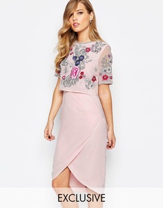 Платье-футляр с открытой спиной и декорированной накладкой Frock and F