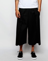 Строгие черные брюки с широкими штанинами и складками ASOS - Черный