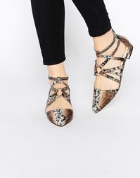 Балетки с острым носком ASOS LORI - Snake