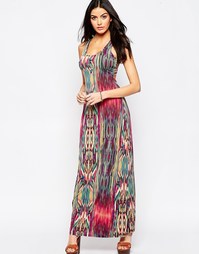 Платье макси с принтом QED London - Pink multi