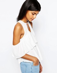 Топ с ярусным дизайном и открытыми плечами ASOS - Белый