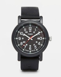 Черные часы Timex Camper T2N364 - Черный