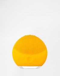 Желтая мини-щеточка Foreo Luna 2 - Подсолнечный желтый