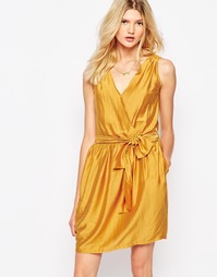 Платье мини горчичного цвета с запахом Sessun - Fox