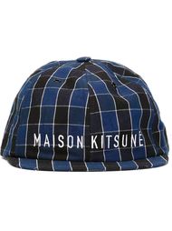 кепка в клетку с узким козырьком Maison Kitsuné