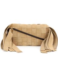плетеный клатч Loewe