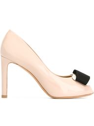 'Mimosa' pumps Salvatore Ferragamo