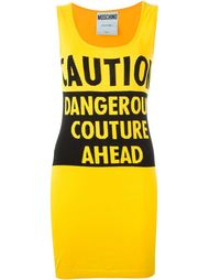 платье с принтом-интарсией "caution" Moschino