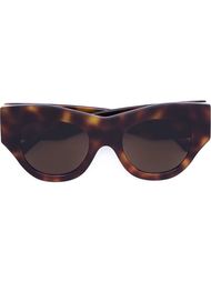 thick cat eye sunglasses  Vera Wang