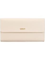 long wallet DKNY