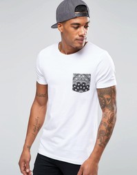 Облегающая футболка с принтом пейсли на кармане ASOS - Белый