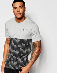 Серая футболка колор блок Nike 779700-063 - Серый