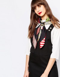 Квадратный шелковый шарф с цветочным принтом в стиле фолк Moschino