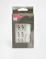Накладные ногти с животным принтом Sophy Robson Nail-Its