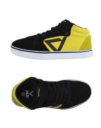 Низкие кеды и кроссовки ADE Shoes