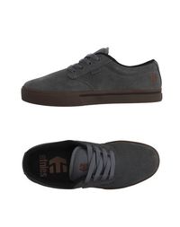 Низкие кеды и кроссовки Etnies