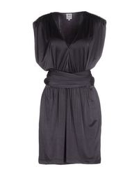 Короткое платье Halston Heritage