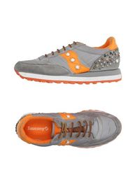 Низкие кеды и кроссовки Saucony