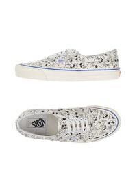 Низкие кеды и кроссовки Vans
