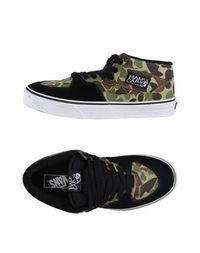 Низкие кеды и кроссовки Vans