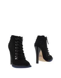 Черные Полусапоги и высокие ботинки GX BY Gwen Stefani
