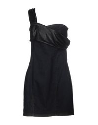 Короткое платье Guess