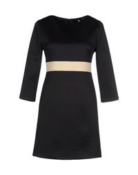 Короткое платье Maison Olivia