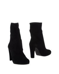 Черные Полусапоги и высокие ботинки Stuart Weitzman