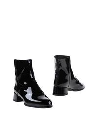 Черные Полусапоги и высокие ботинки Stuart Weitzman