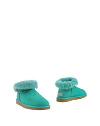 Зеленые Полусапоги и высокие ботинки UGG Australia