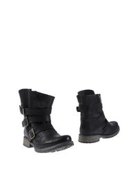 Черные Полусапоги и высокие ботинки Steve Madden