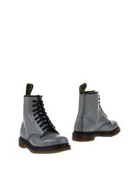 Серые Полусапоги и высокие ботинки DR. Martens