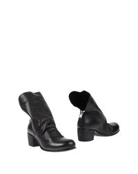 Черные Полусапоги и высокие ботинки Elena Iachi
