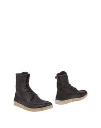 Полусапоги и высокие ботинки Sebago