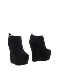 Черные Полусапоги и высокие ботинки Jeffrey Campbell