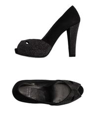Туфли Stuart Weitzman