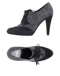 Обувь на шнурках Stuart Weitzman