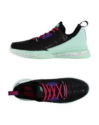 Низкие кеды и кроссовки Adidas