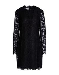 Короткое платье Valentino