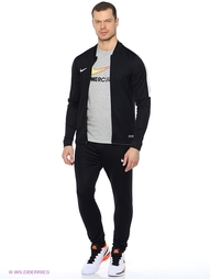 Спортивные костюмы Nike