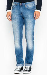 Джинсы Wrangler