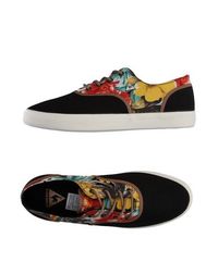 Низкие кеды и кроссовки LE COQ Sportif