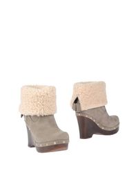 Серые Полусапоги и высокие ботинки UGG Australia
