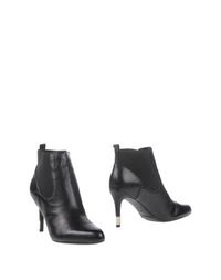 Черные Полусапоги и высокие ботинки Guess