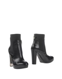 Черные Полусапоги и высокие ботинки Guess