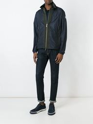 классическая куртка-ветровка Moncler