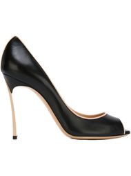 Черные туфли на шпильке Casadei