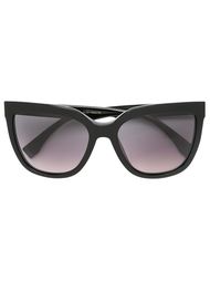 солнцезащитные очки с оправой "кошачий глаз" Fendi