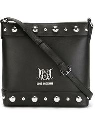 сумка на плечо с заклепками Love Moschino